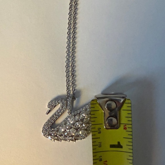 🦢🦢 Swarovski Silver Crystal Swan Necklace Large 🦢🦢 - Picture 3 of 9